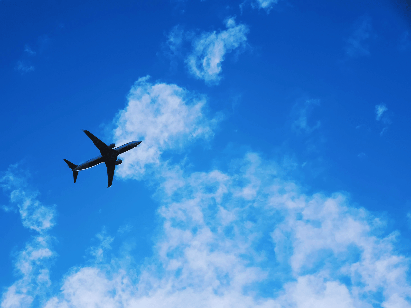 ¿A qué velocidad va un avión? - Air Horizont