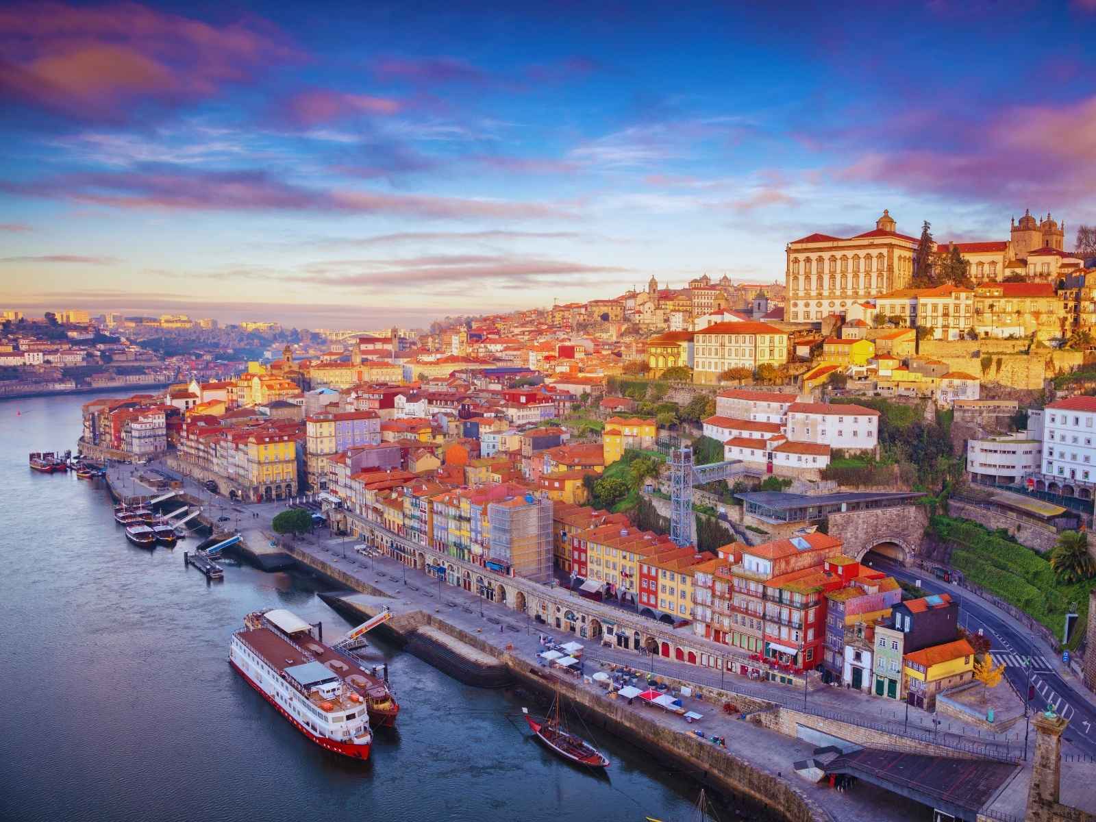 Este enero súbete a nuestro vuelo a Oporto - Air Horizont